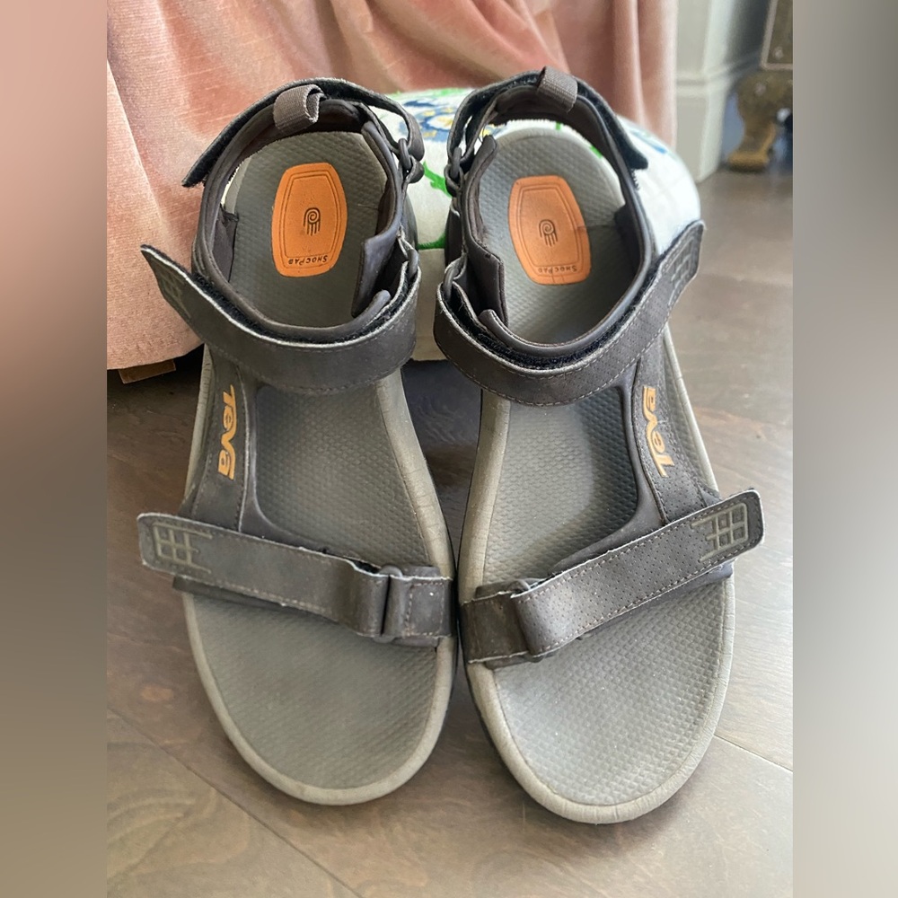 Teva Katavi Hiking Sandals - Picture 2 of 5